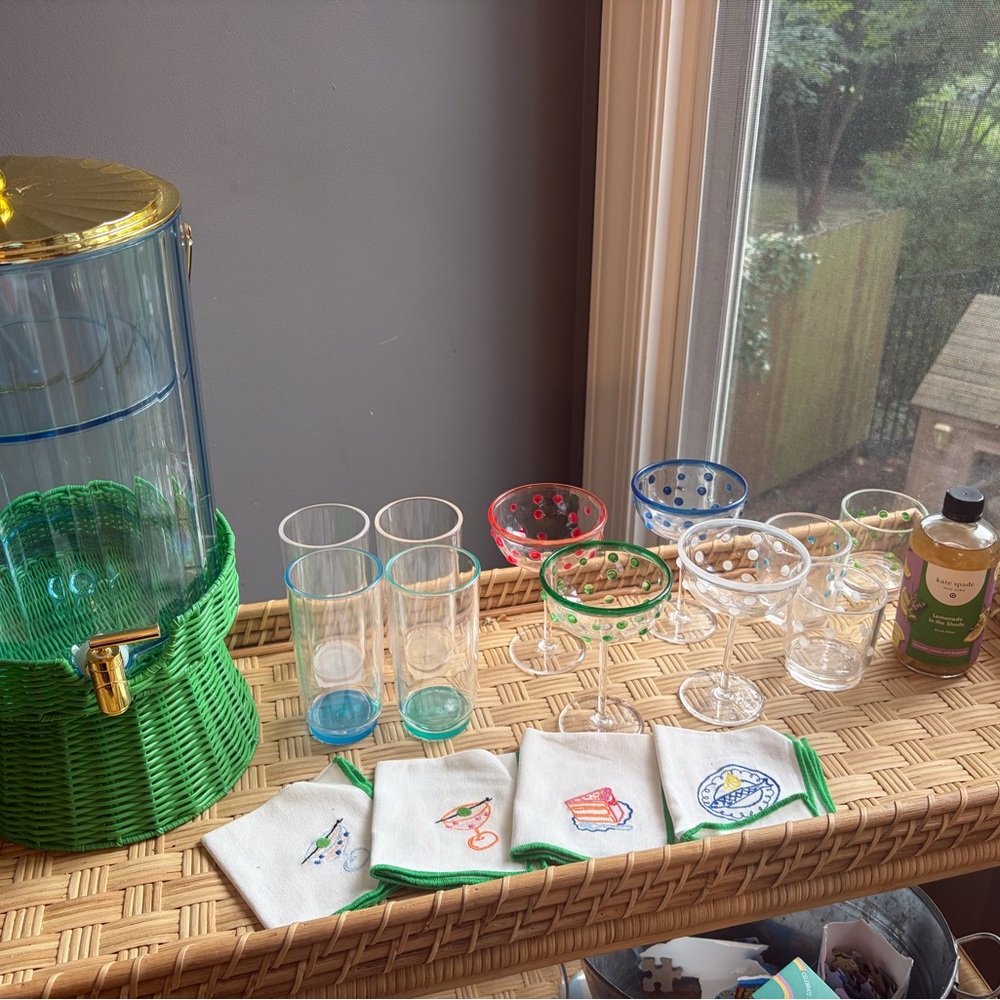 Green Wicker-Base Beverage Dispenser with Assorted Accent-Rim Glasses
